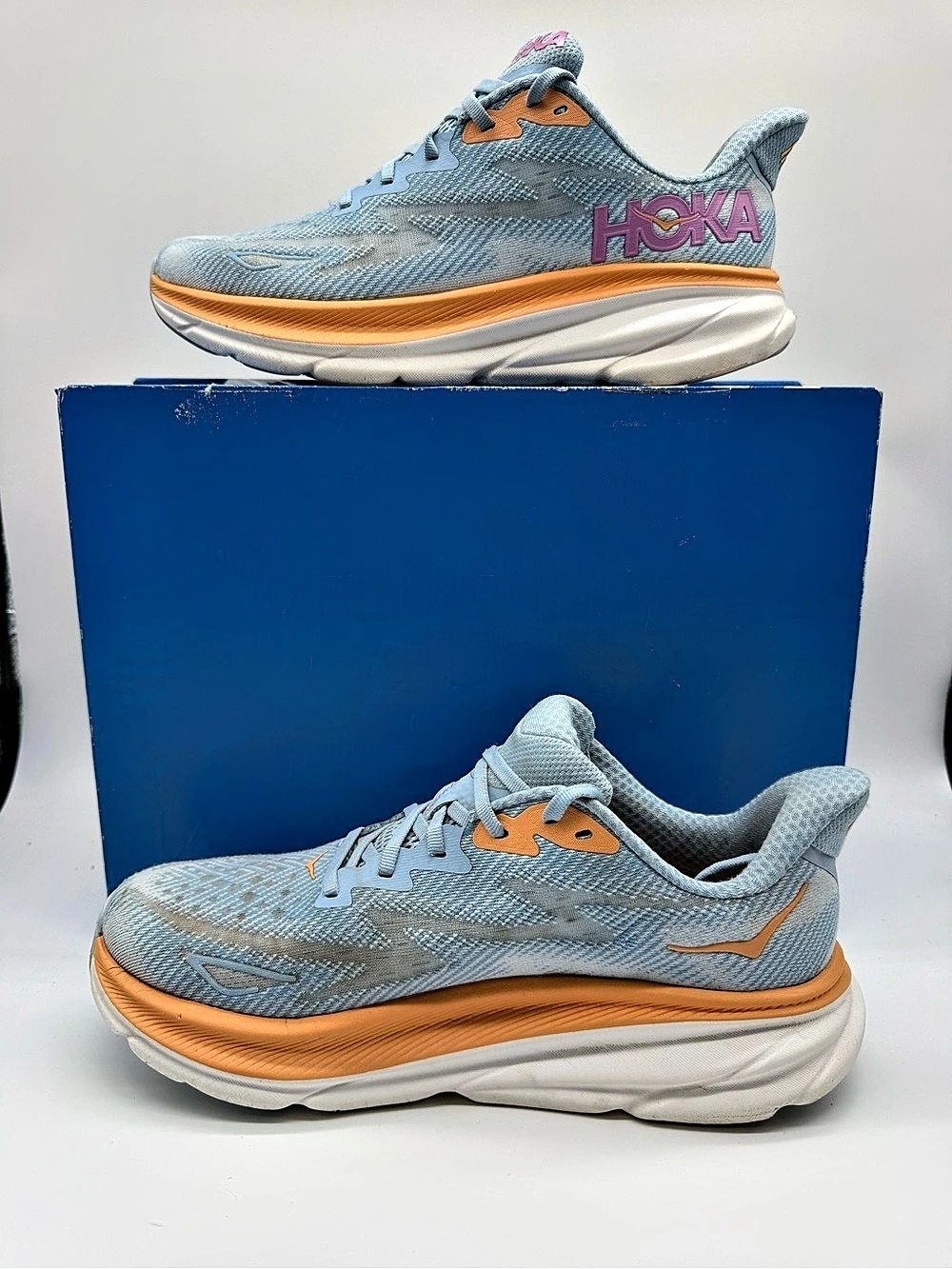 HOKA Clifton 9 Wide 'Airy Blue' Women’s Running Shoes Size US 9D | 1132211 ABIW